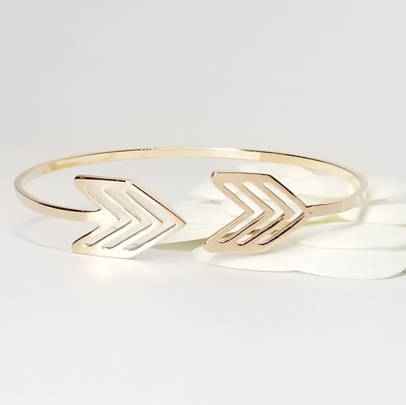 Chic Arrow Open Cuff Bracelet NEW - Picture 9 of 11